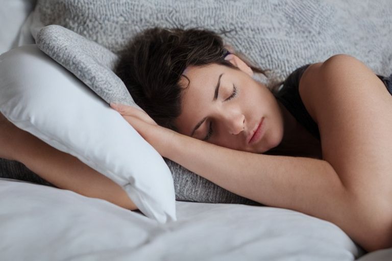 Sleep and Restore: A Review of the Latest Sleeping Aids and Techniques