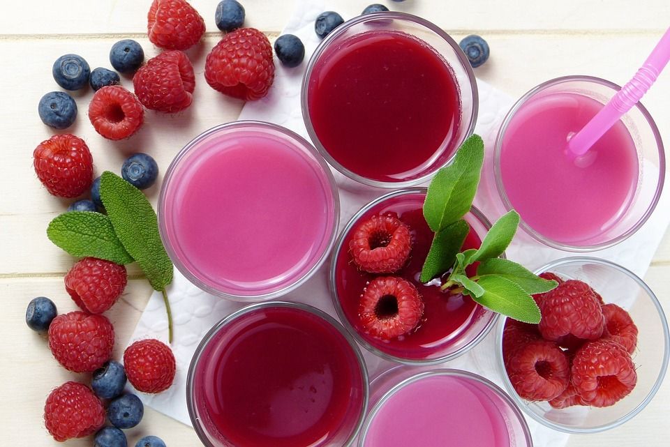 Juices vs. Smoothies: Which One Should You Choose for Optimal Nutrition?